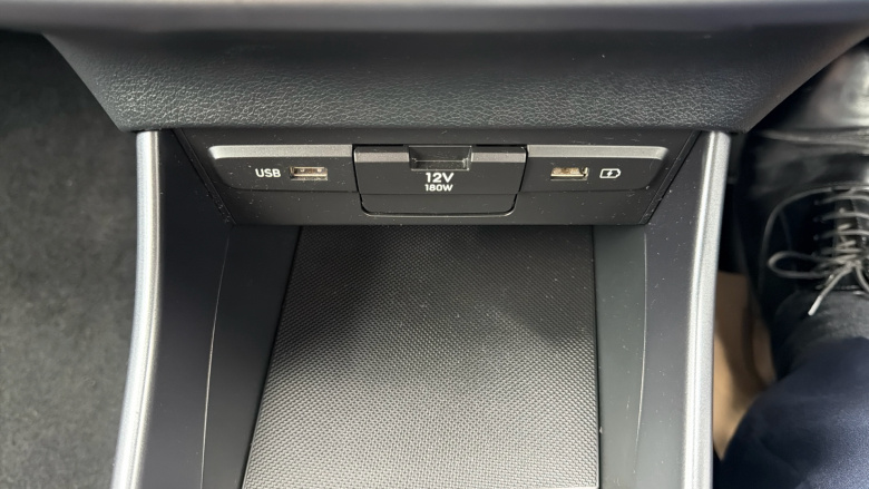 Hyundai BAYON 1.0 TGDi 48V MHEV SE Connect 5dr Petrol Hatchback